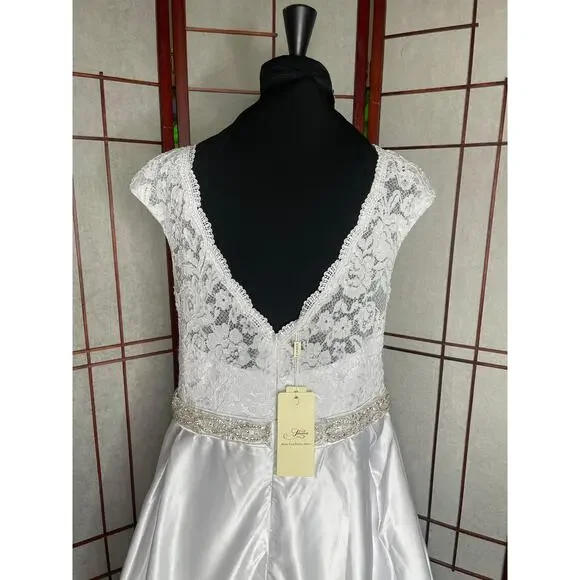 Jaden White Sleeveless Dress Size 114 x 98 cm - Picture 4 of 10